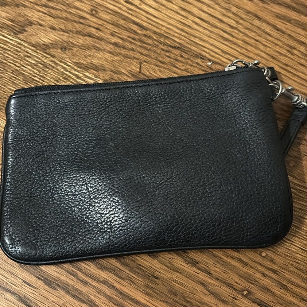 Wilson’s leather Black Leather Wristlet with Red Heart Accents - Picture 2 of 7